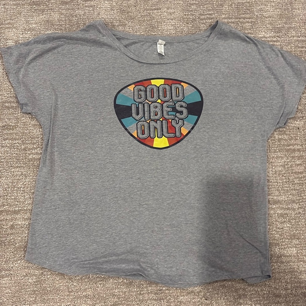 Good vibes T shirt